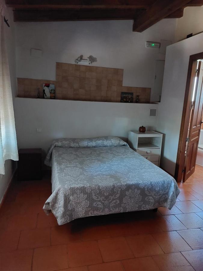 Higueras Y Olivos Villa Candeleda Kültér fotó