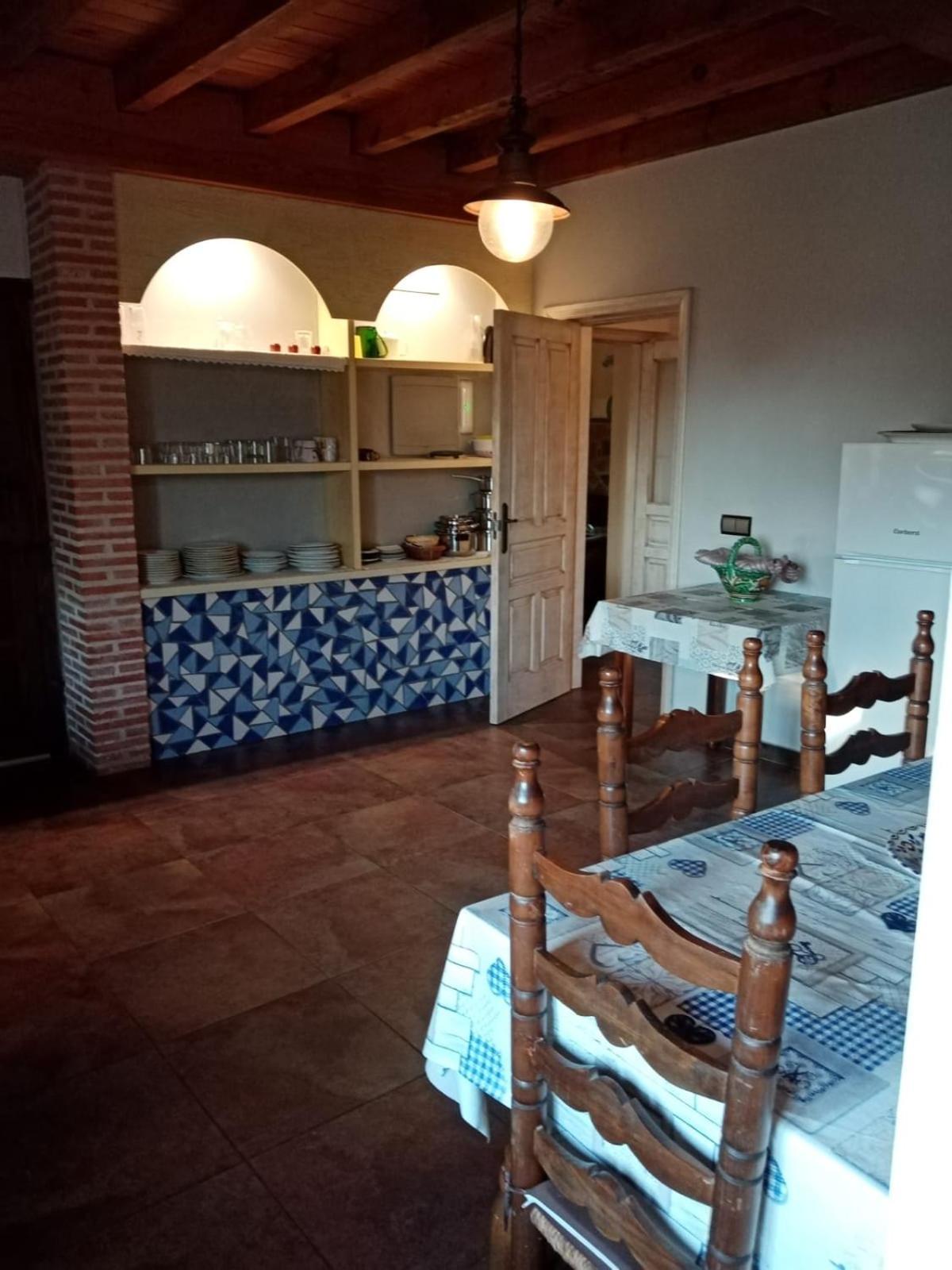 Higueras Y Olivos Villa Candeleda Kültér fotó
